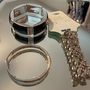 Bundle of 3 stretch bracelets